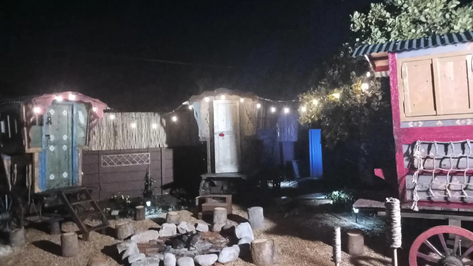 ホテル Gypsy Wagons - Surf And Yoga- Kommetjie,ケープタウン 0*,